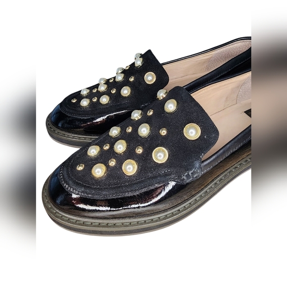 LOUISE ET CIE Womens Edoli Loafer Gold Tone Trim Studded Faux Pearl Shoes Sz 7.5 - Picture 2 of 6